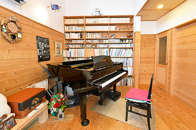 ウジイエピアノ教室のレッスン室